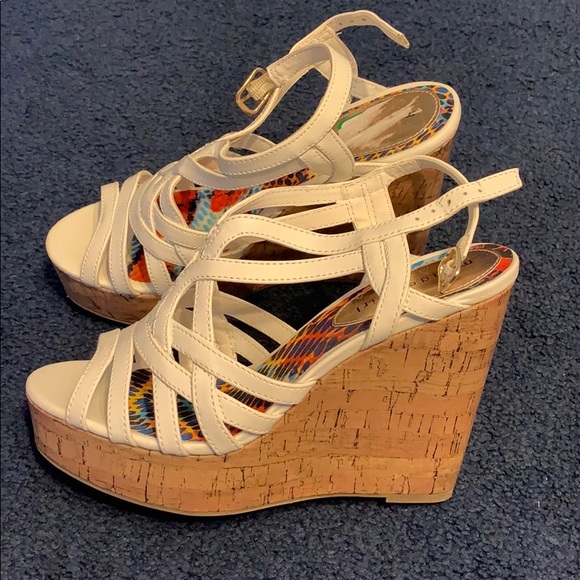 Madden Girl Wedges - Picture 4 of 4